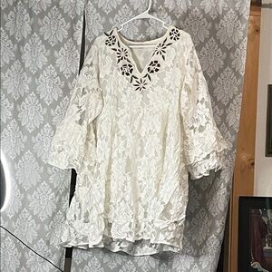 Elegant White Lace Women's dress
